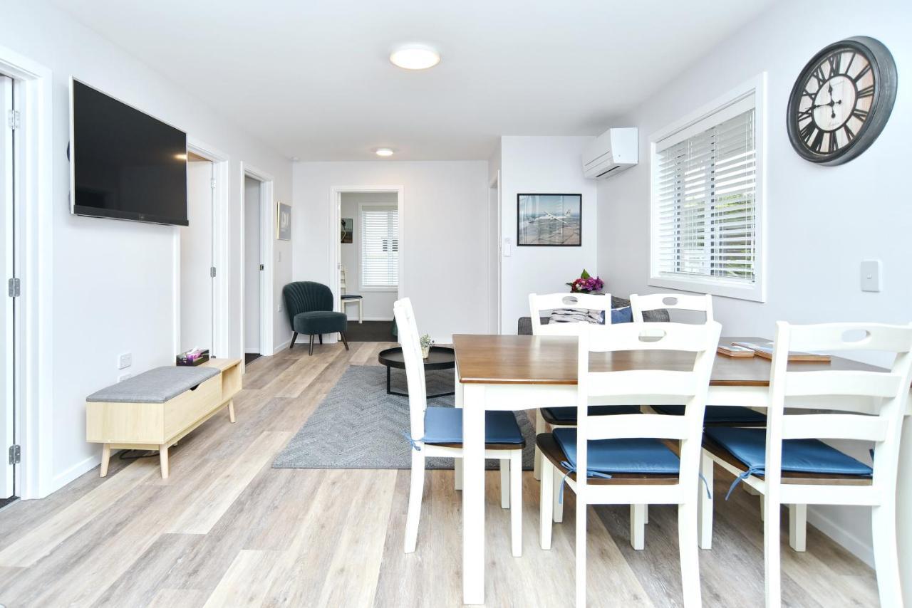 Brockworth Place - Christchurch Holiday Homes Zewnętrze zdjęcie