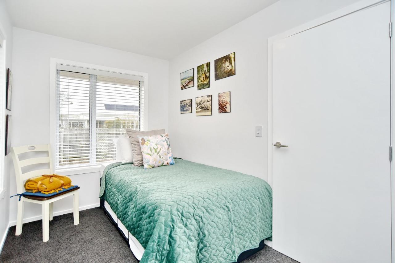 Brockworth Place - Christchurch Holiday Homes Zewnętrze zdjęcie